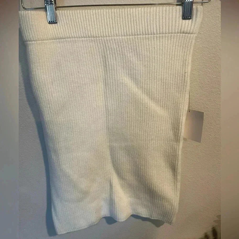NWT Lulus white knit‎ mini skirt size Small